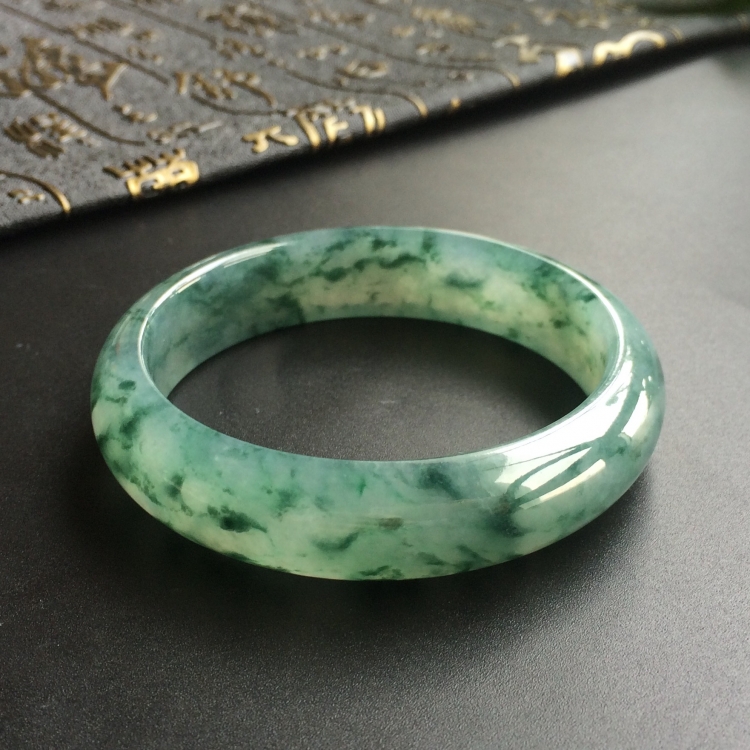 (超值推荐)冰种飘花手镯(56.4mm)