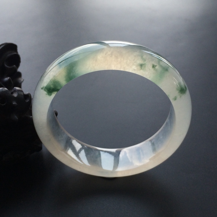 (超值推荐)冰玻种飘花手镯(58.4mm)