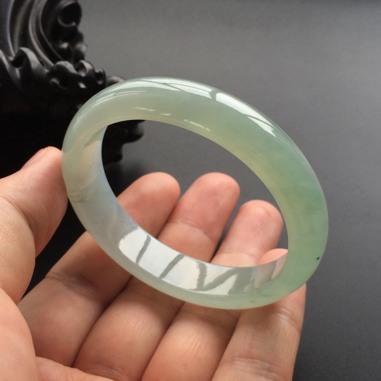 (超值推荐)冰种晴水贵妃镯(56.7mm-50.1mm)