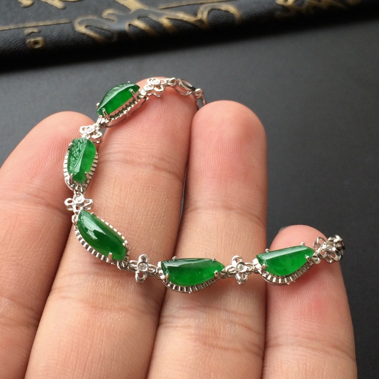 https://jdimg.jaadee.net//images/201606/goods_img/8786_d53cd14a84c.jpg