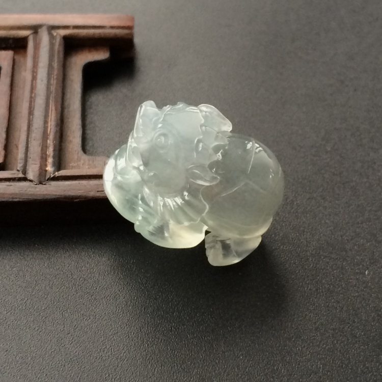 (超值推荐)冰种水墨色龙头龟挂件