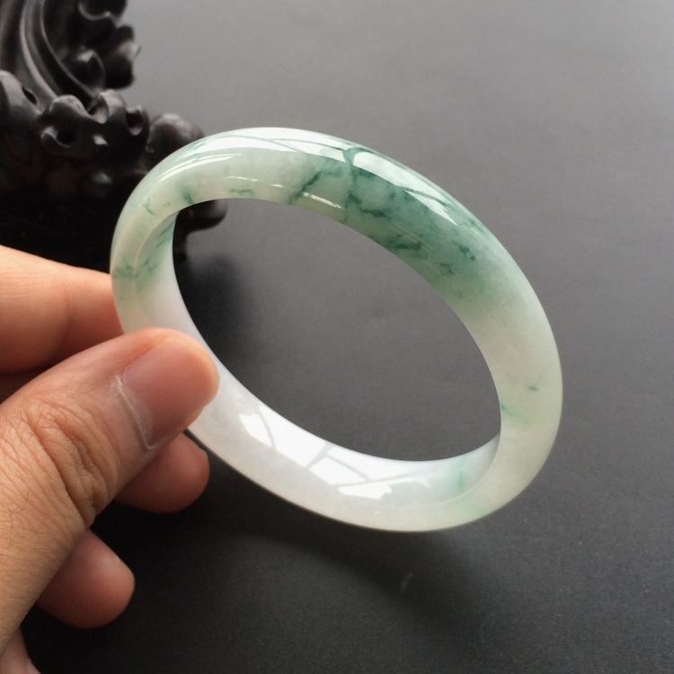 (超值推荐)糯冰种飘花手镯(58.6mm)