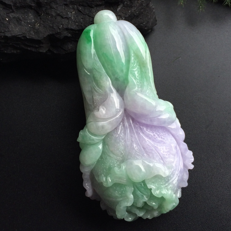 （超值推荐）糯冰种春带彩白菜挂件