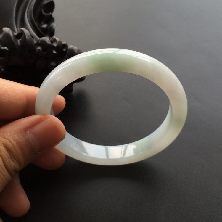 (超值推荐)糯冰种晴水手镯(58.4mm)