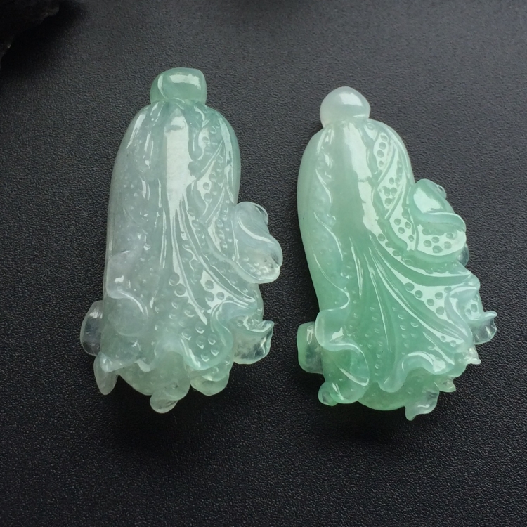 （超值推荐）糯冰种晴水白菜挂件（一对）