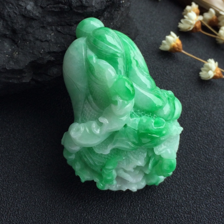 （超值推荐）糯冰种飘翠白菜挂件