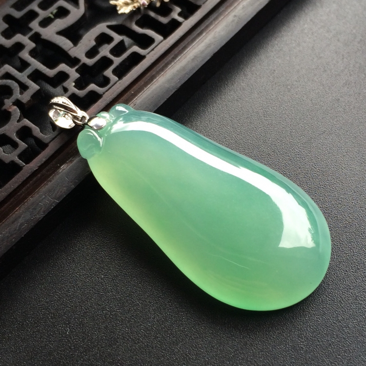 （超值推荐）冰种绿晴水福瓜挂件