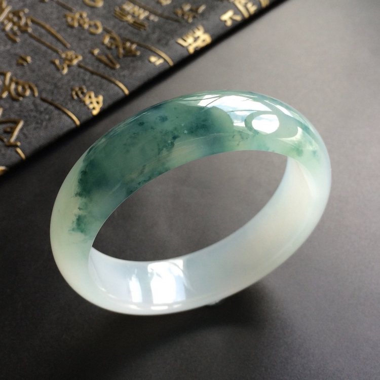 (超值推荐)糯冰种飘花手镯(58.5mm)