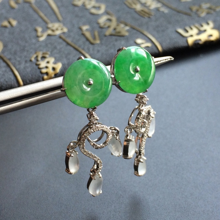 https://jdimg.jaadee.net//images/201606/goods_img/9857_d56d663cd8e.jpg