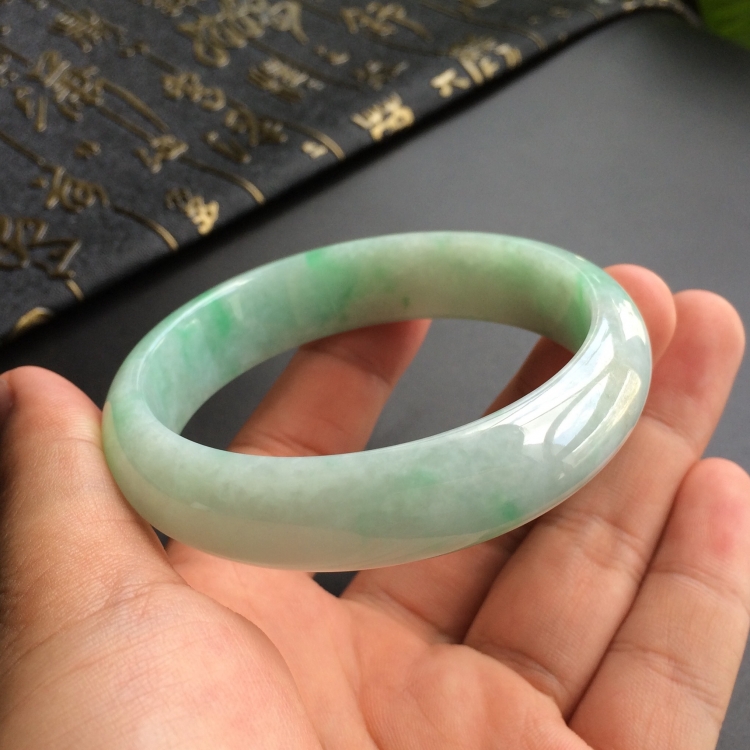 https://jdimg.jaadee.net//images/201606/goods_img/9889_d56db8ed6d1.jpg