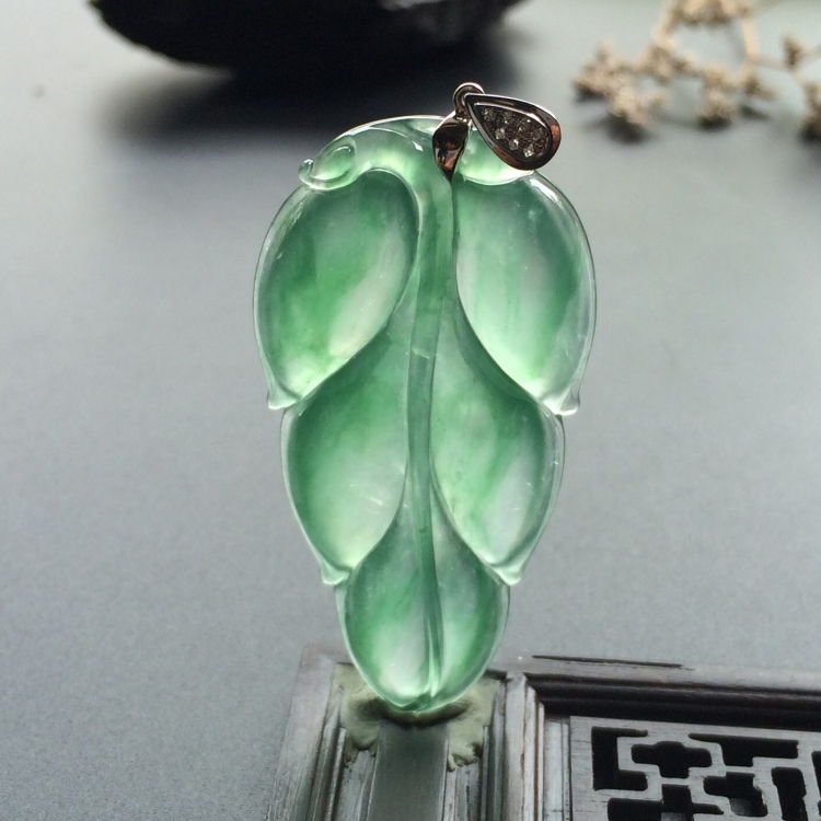 https://jdimg.jaadee.net//images/201606/goods_img/9976_d5709e994ab.jpg