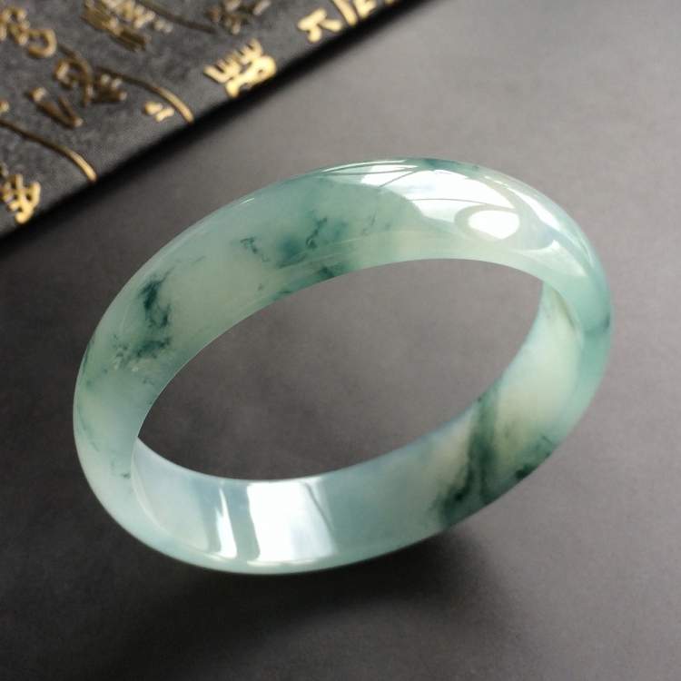 (超值推荐)冰种飘花手镯(59.8mm)