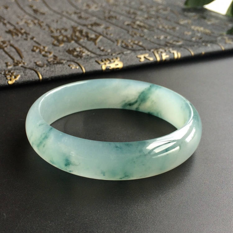 https://jdimg.jaadee.net//images/201607/goods_img/10904_d5943c8db57.jpg