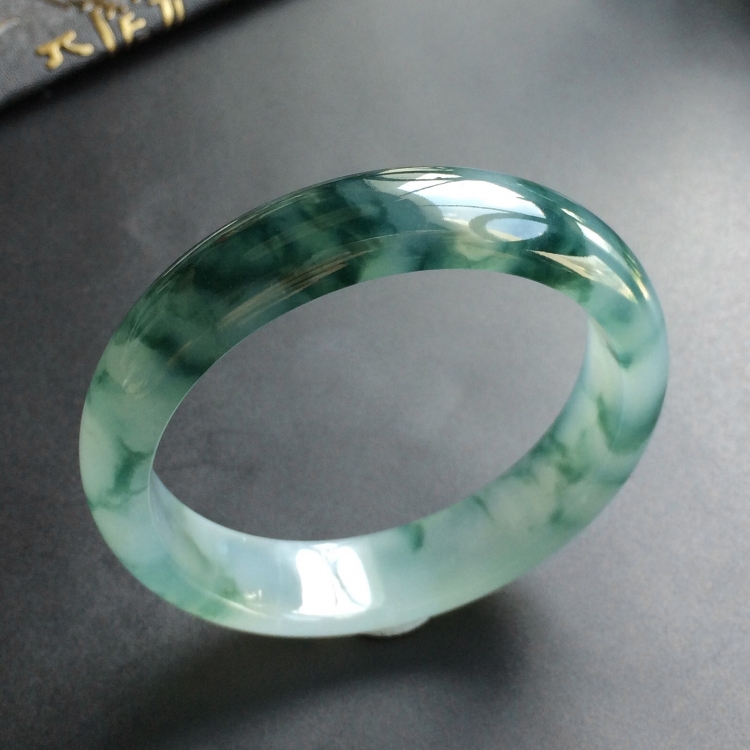 (超值推荐)冰种飘花手镯(54.6mm)