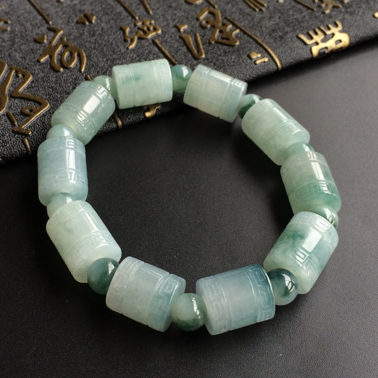 https://jdimg.jaadee.net//images/201608/goods_img/13353_1564513e707.jpg