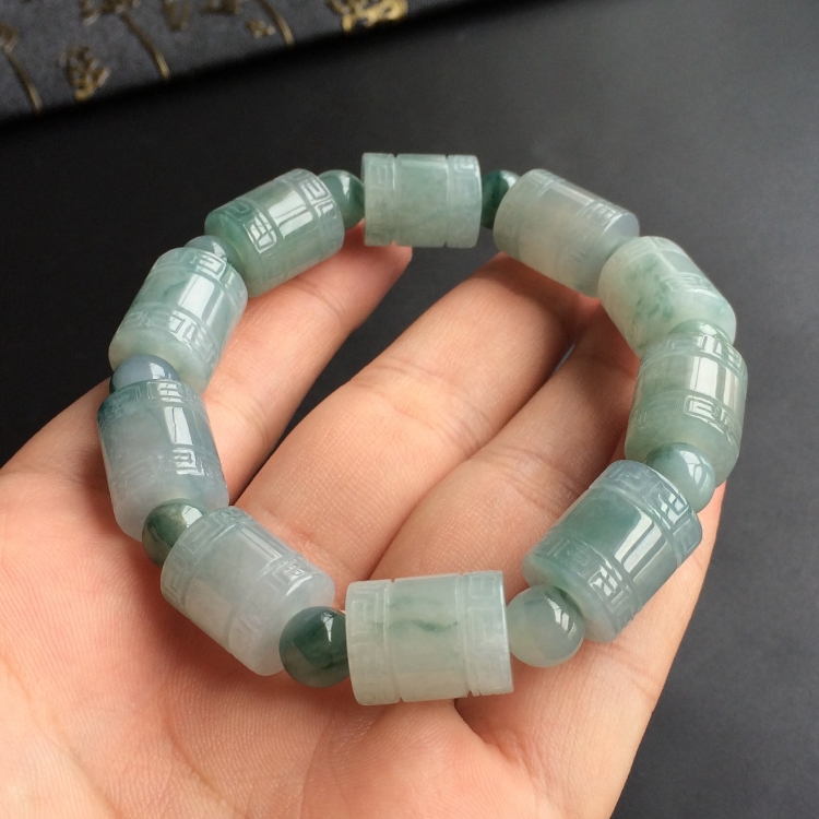 https://jdimg.jaadee.net//images/201608/goods_img/13353_d5eb2c62696.jpg