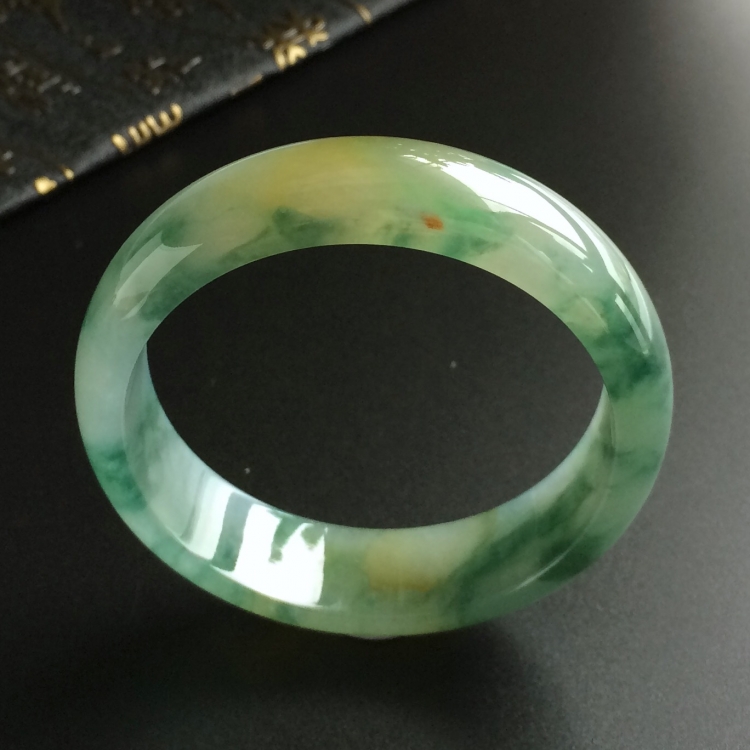 (超值推荐)糯冰种飘花带黄翡手镯(55.4mm)