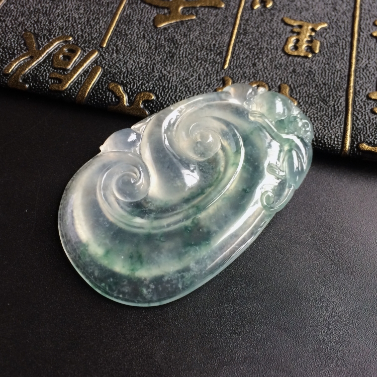 (超值推荐)冰种飘花如意挂件
