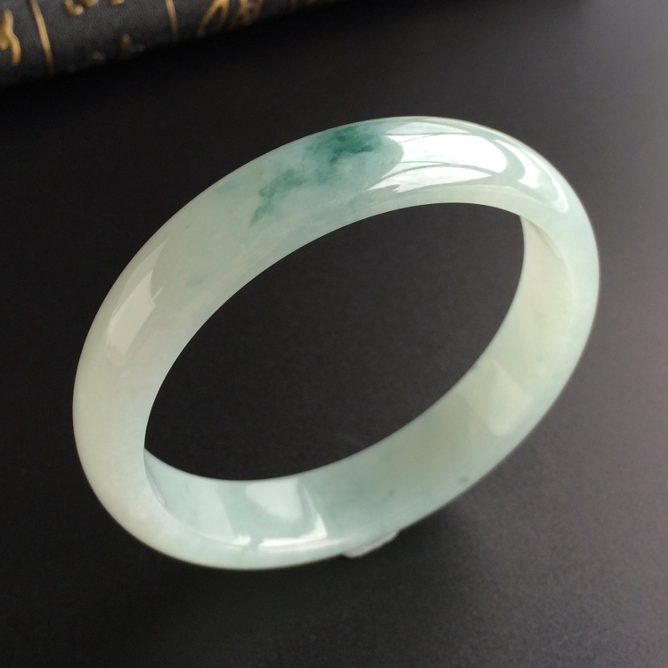 (超值推荐)糯冰种飘花手镯(57.4mm)