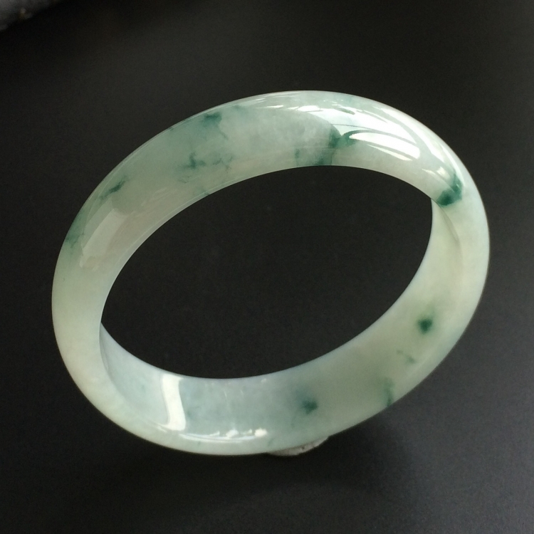 (超值推荐)糯冰种飘花手镯(57.5mm)