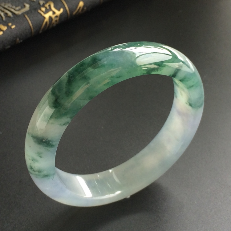 (超值推荐)冰种飘花略带紫罗兰手镯(56.6mm)