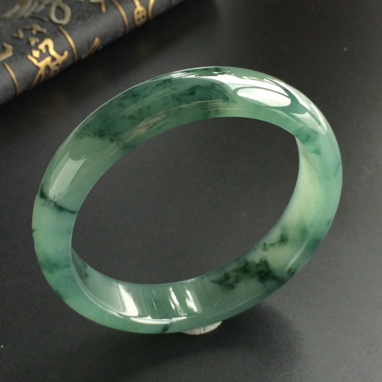 (超值推荐)冰种飘花手镯(57mm)