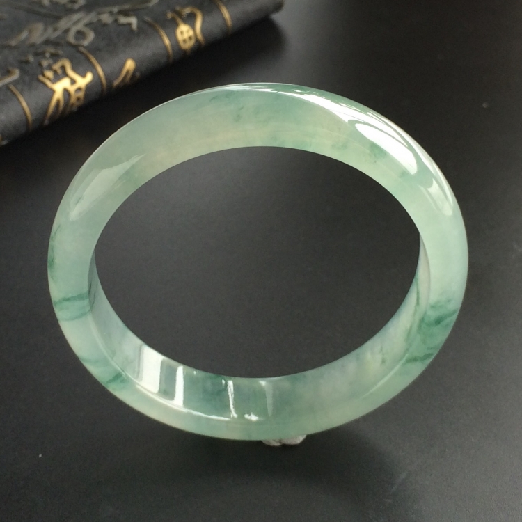 (超值推荐)冰种飘花手镯(57.4mm)