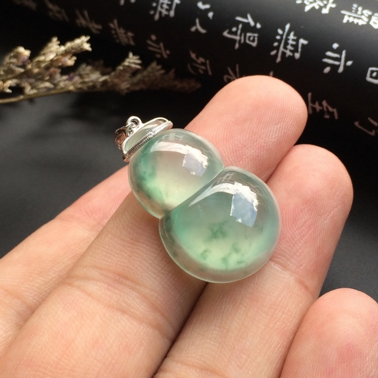 https://jdimg.jaadee.net//images/201608/goods_img/14054_d604d1fc666.jpg