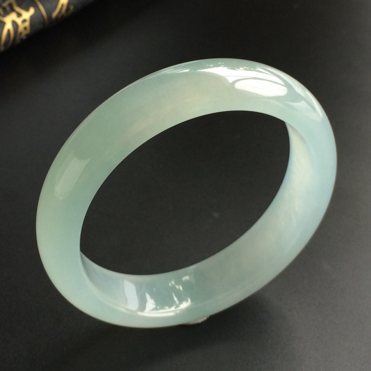 (超值推荐)冰种晴水手镯(55mm)
