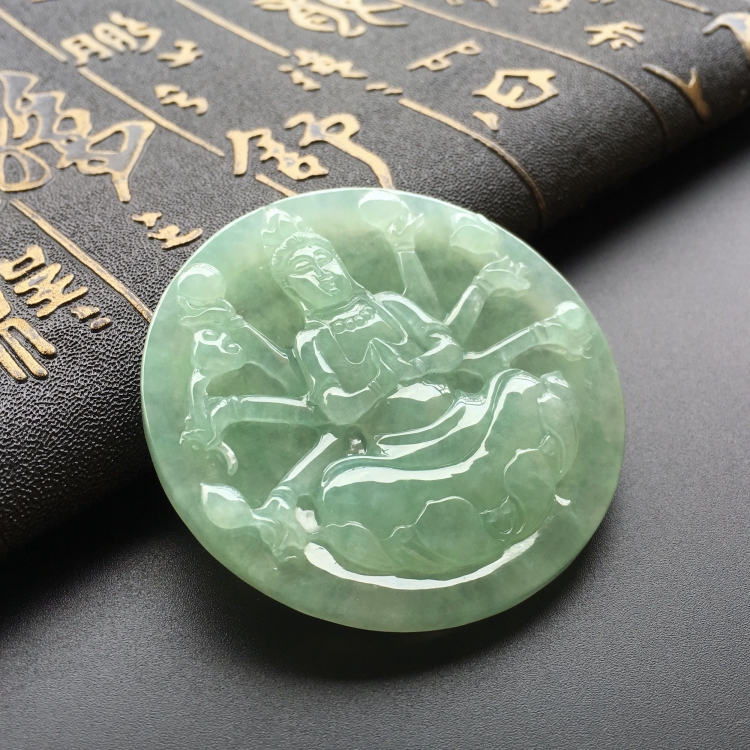 (超值推荐)糯冰种晴水千手观音挂件