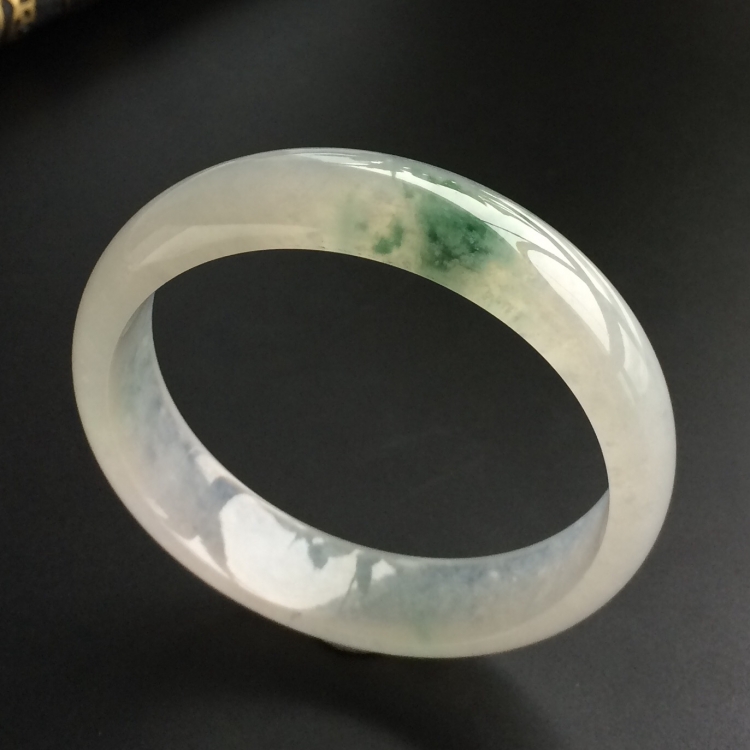 (超值推荐)冰种飘花手镯(58.5mm)