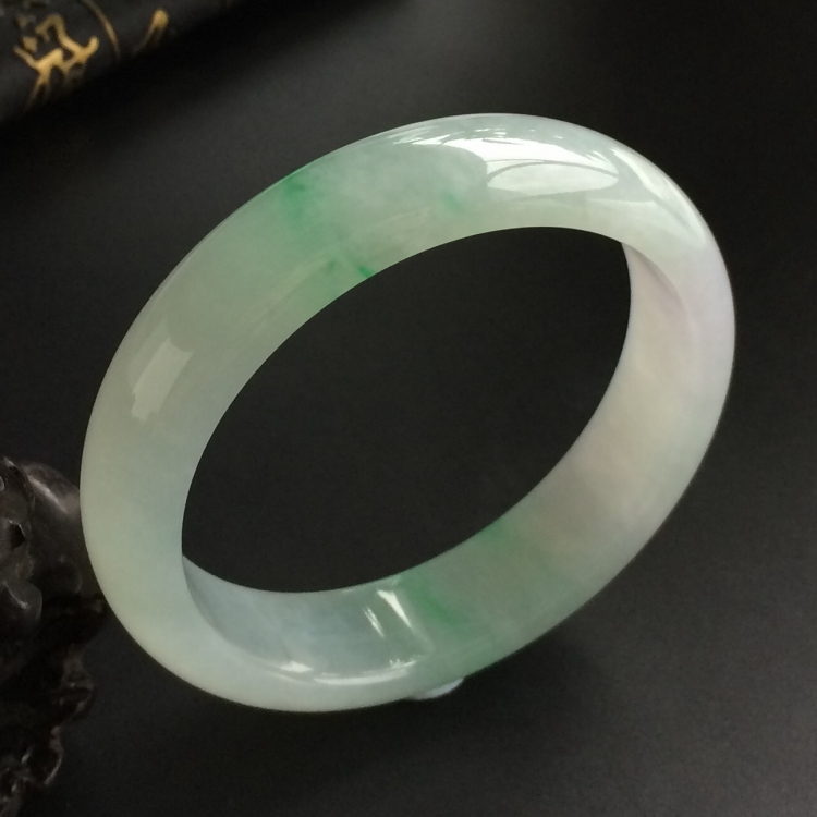 (超值推荐)糯冰种飘翠手镯(60mm)