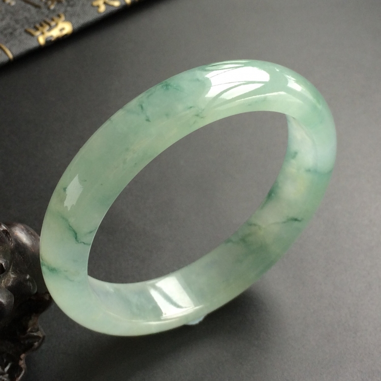 (超值推荐)冰种飘花手镯(57.6mm)