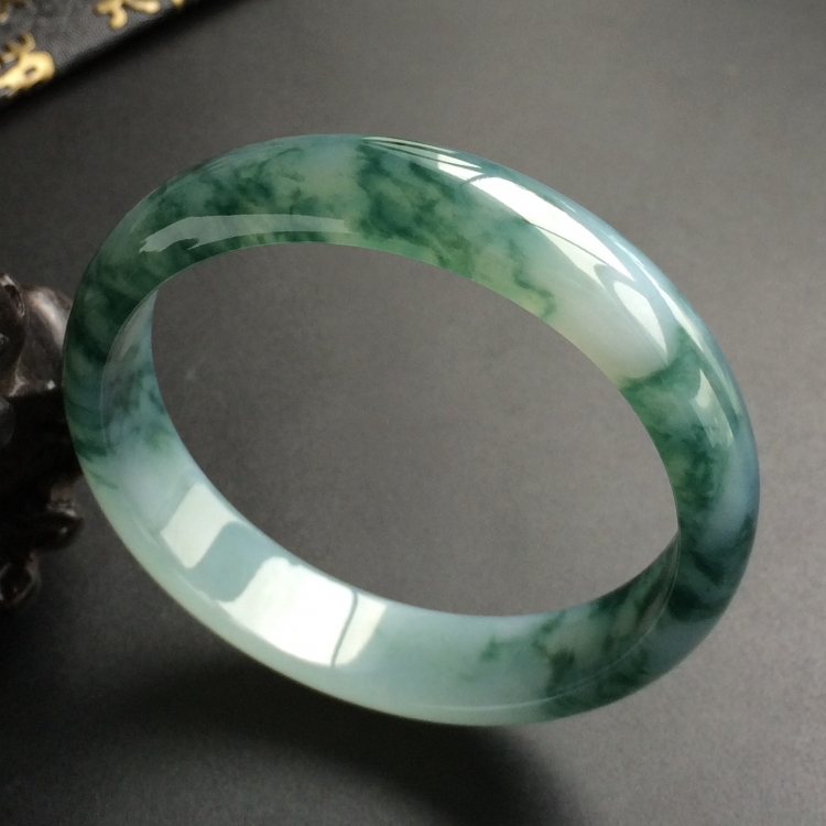 (超值推荐)糯冰种飘花手镯(57.2mm)