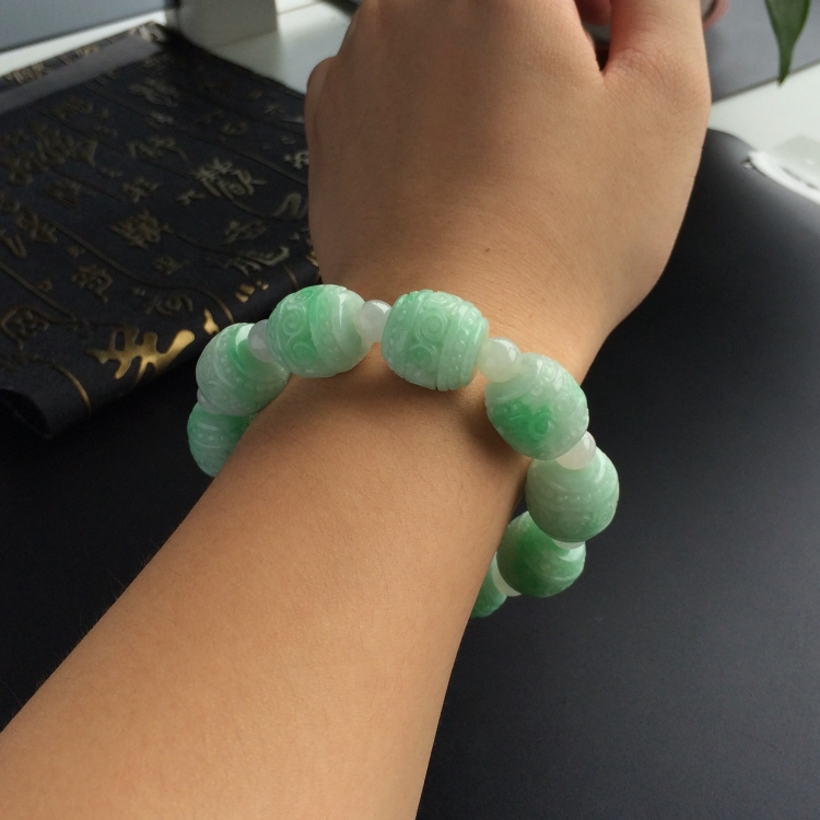 https://jdimg.jaadee.net//images/201608/goods_img/14883_d61e9b58dcb.jpg