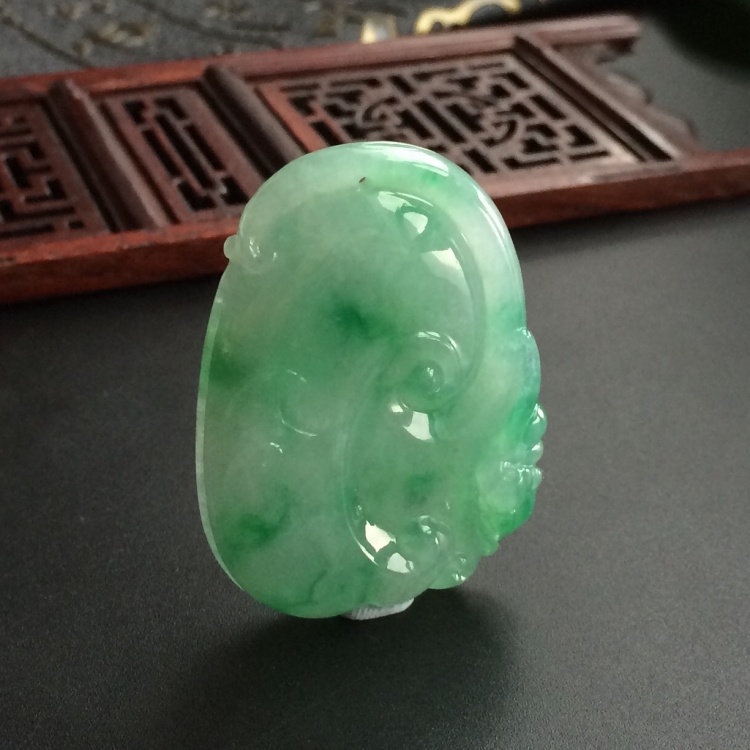 https://jdimg.jaadee.net//images/201608/goods_img/14915_d62115dcd1f.jpg