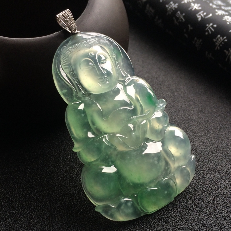 （超值推荐）冰种飘绿花观音挂件