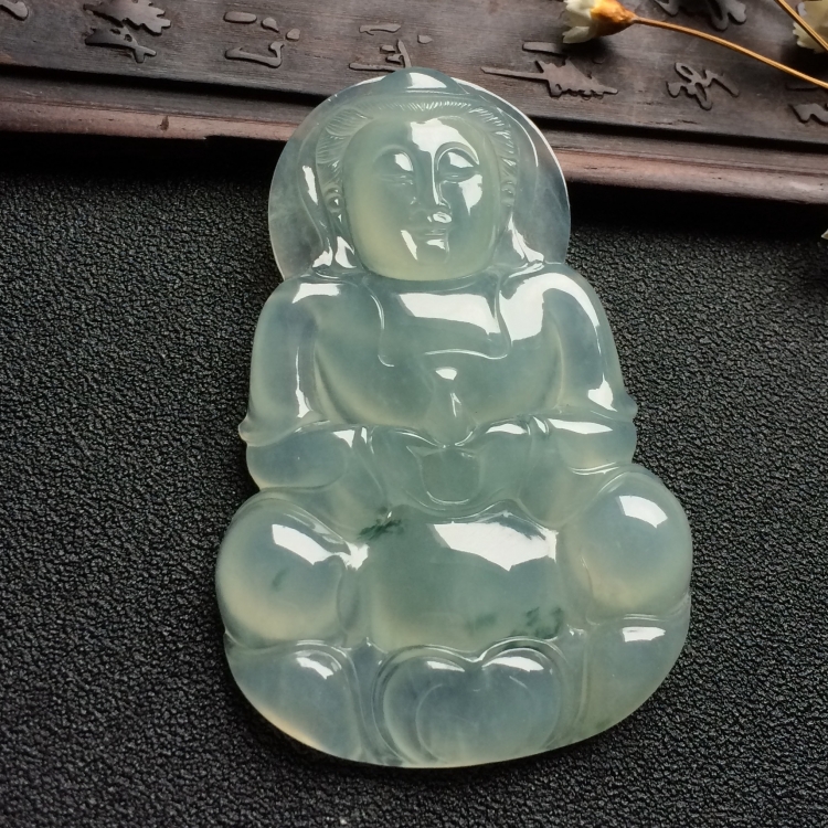 （超值推荐）冰种略飘花观音挂件