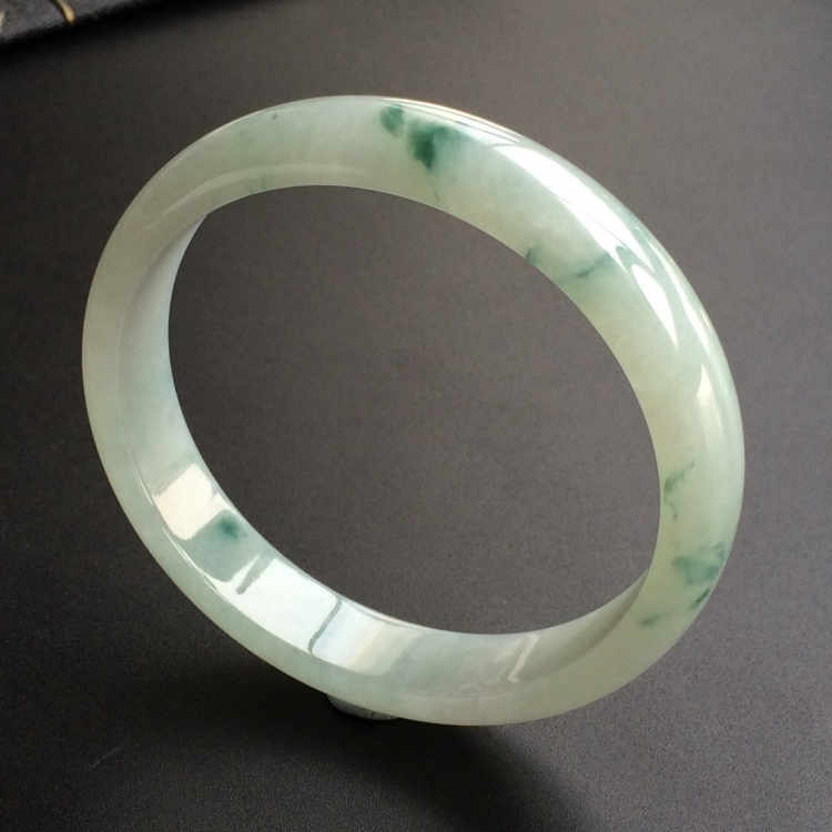 (超值推荐)糯冰种飘花手镯(56.6mm)