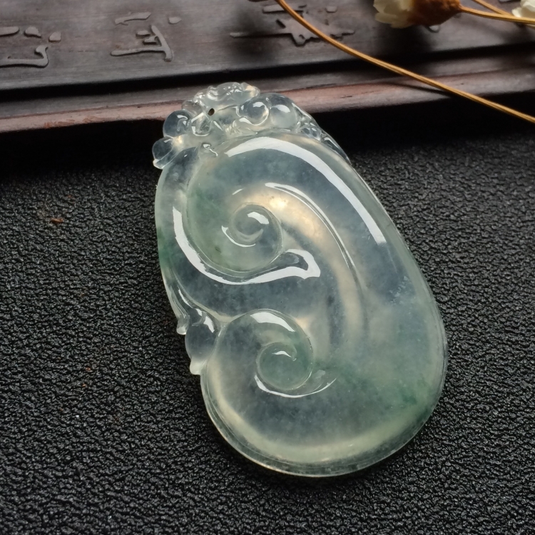 （超值推荐）冰种飘花如意挂件