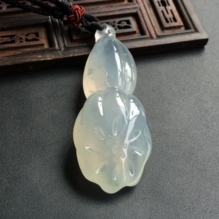 (超值推荐)冰种略飘花佳偶天成挂件