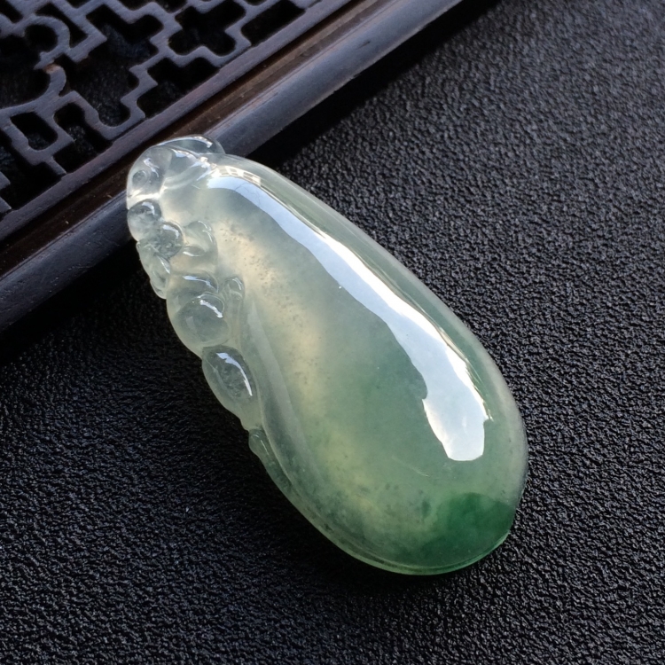 （超值推荐）冰种飘花福瓜挂件