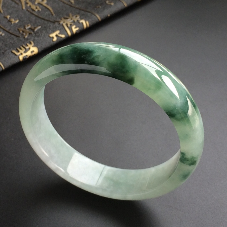 (超值推荐)糯冰种飘花手镯(61.6mm)