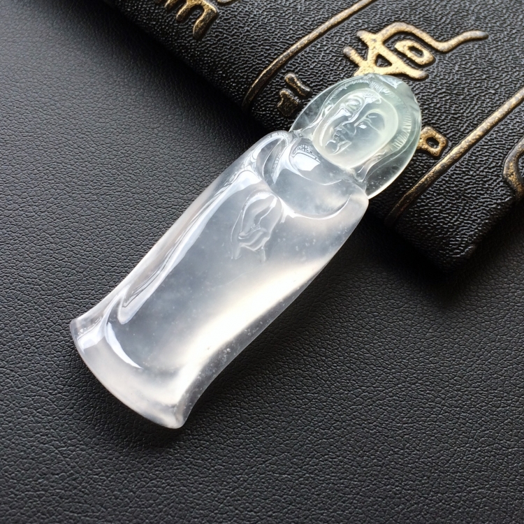 (超值推荐)冰种白色略飘花站观音挂件