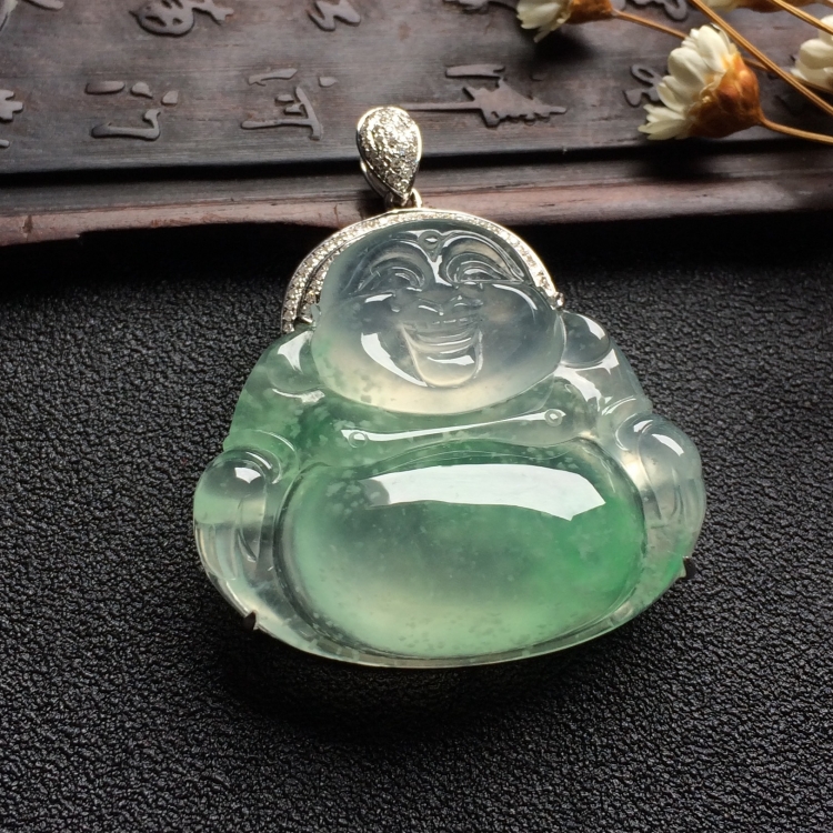 （超值推荐）冰种飘花镶白金钻石玉佛胸坠