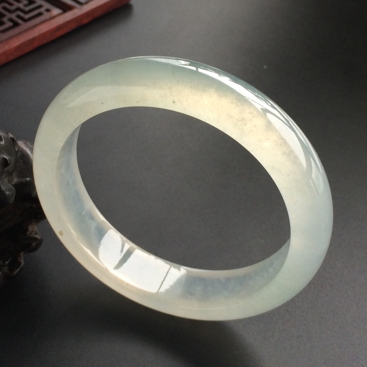 ( 超值推荐)冰种晴水手镯(56.5mm)