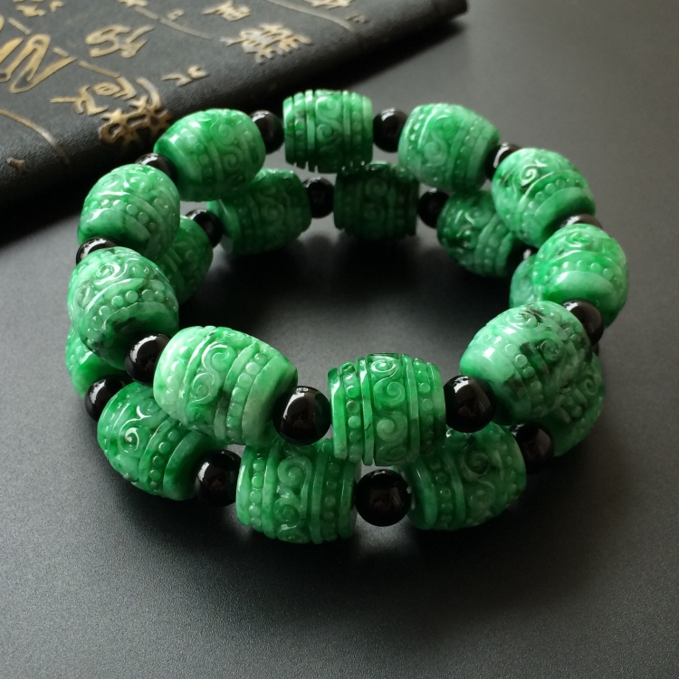 https://jdimg.jaadee.net//images/201609/goods_img/16456_d6551f01a87.jpg