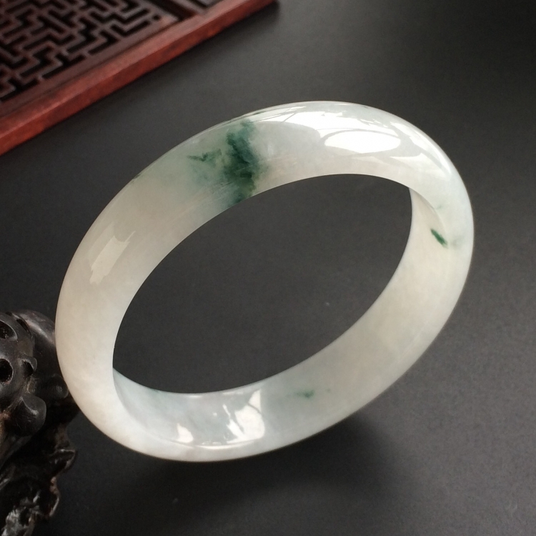 (超值推荐)糯冰种飘花手镯(57.8mm)