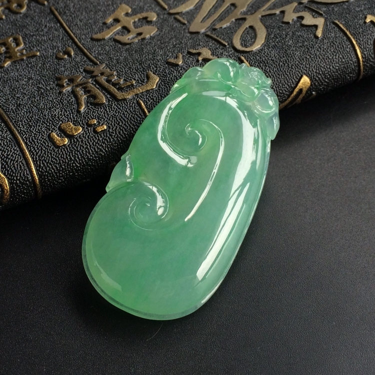 (超值推荐)冰种飘翠如意挂件