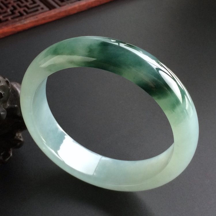 (超值推荐)糯冰种飘花手镯(56.8mm)